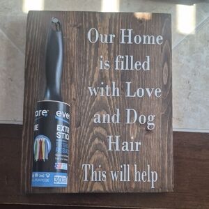 Dog Wooden Wall Decor with Small Lint Roller